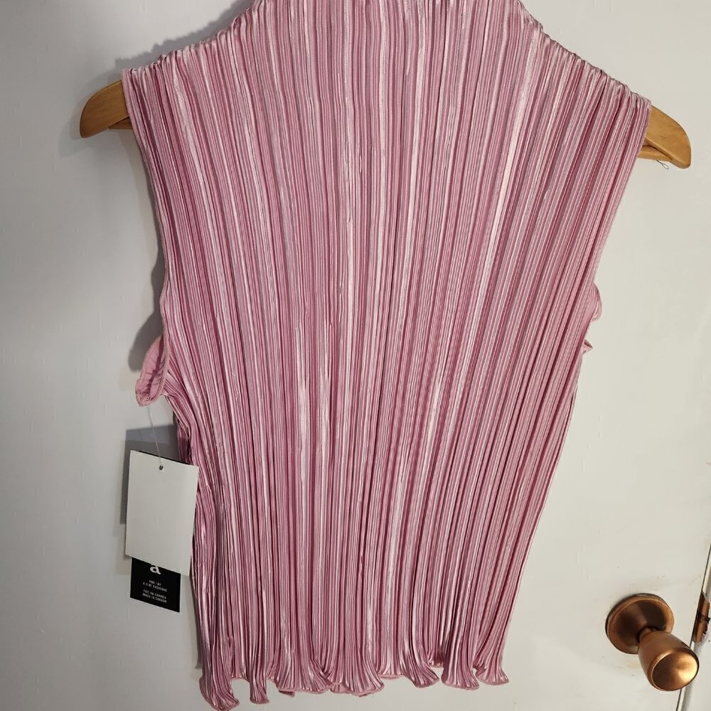 55. NEW Libra Pink Pleated textured Sleeveless top Soft sheen finish. - Picture 2 of 4
